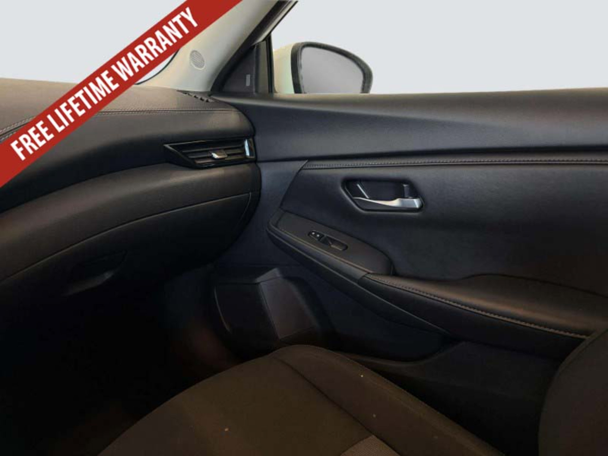 Used 2025 Nissan Sentra SV FWD image 23