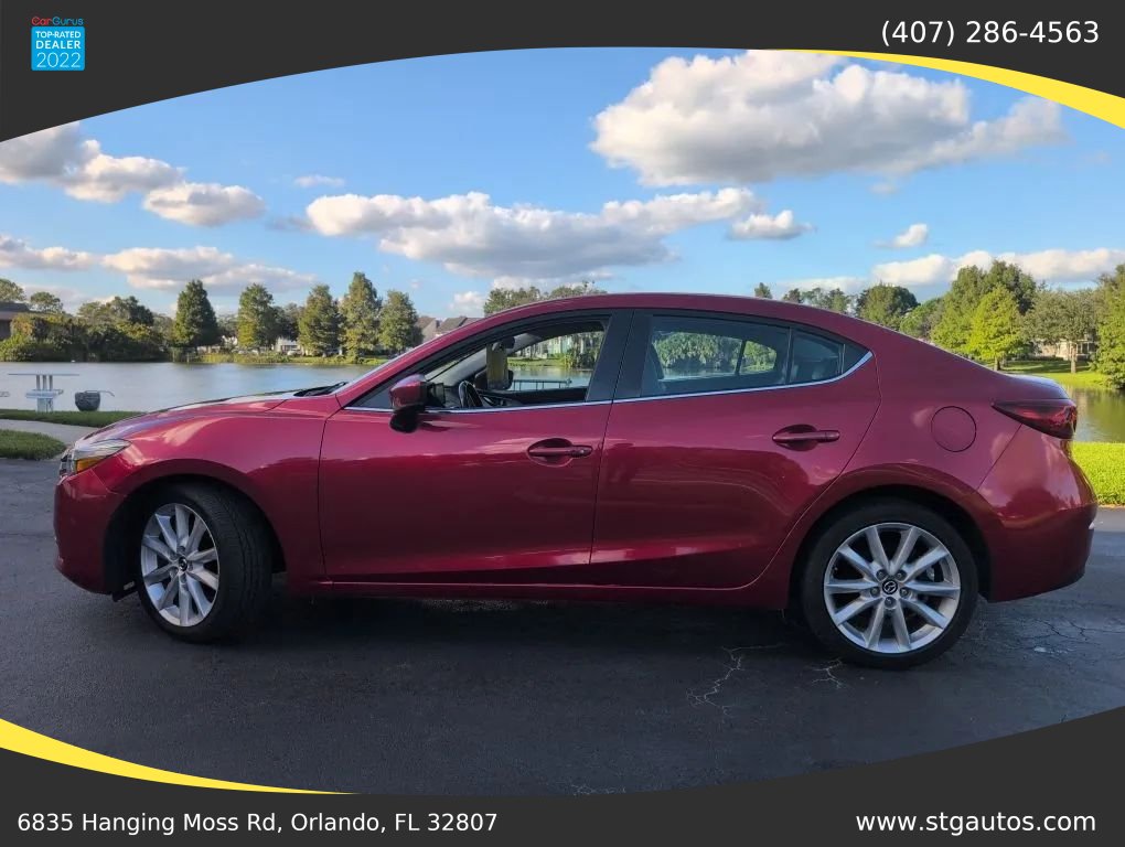 Used 2017 MAZDA MAZDA3 Touring FWD image 2