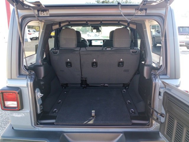 New 2026 Jeep Wrangler Sport S image 13