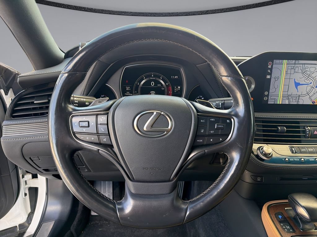 Used 2021 Lexus LS 500 w/ Accessory Package (Z2) RWD image 21