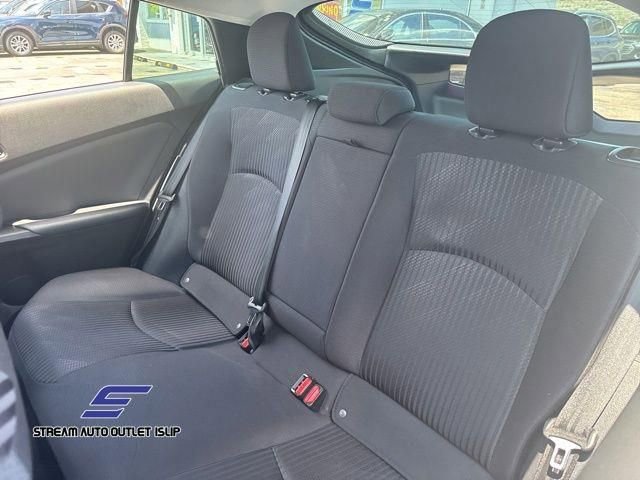 Used 2022 Toyota Prius Prime LE image 22