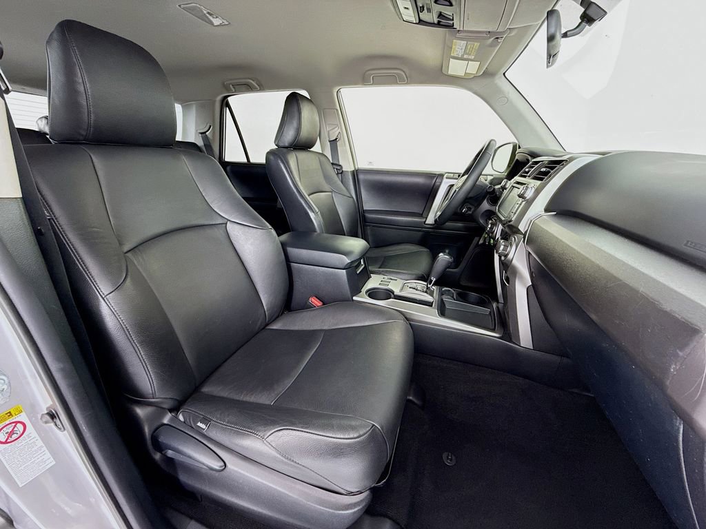 Used 2017 Toyota 4Runner SR5 image 26