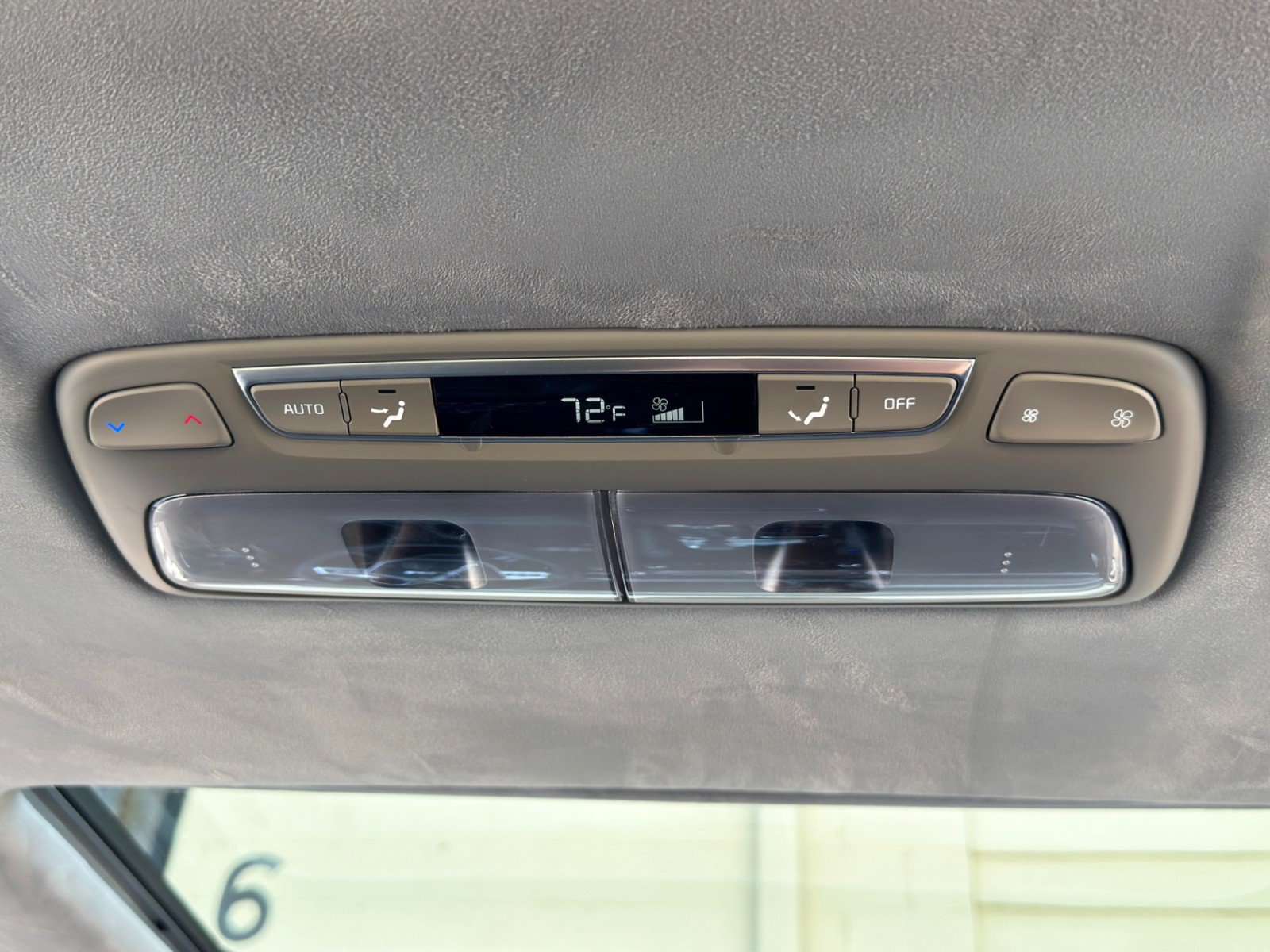 Used 2024 Kia Telluride SX Prestige AWD/4WD image 38