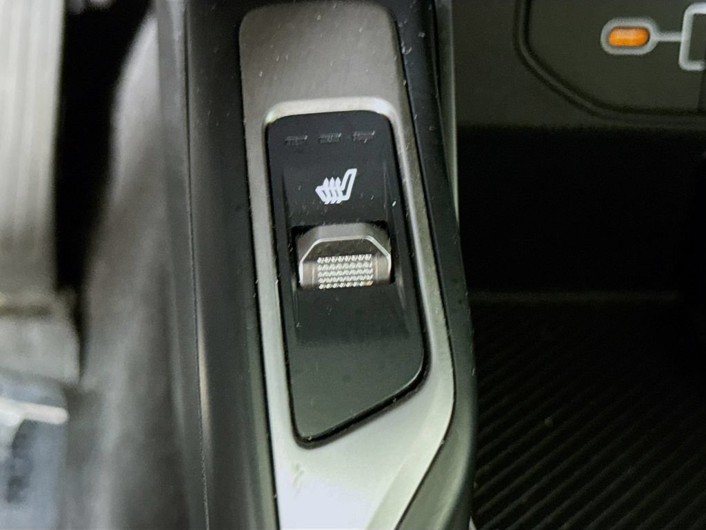 Used 2025 Kia Sorento S AWD/4WD image 33