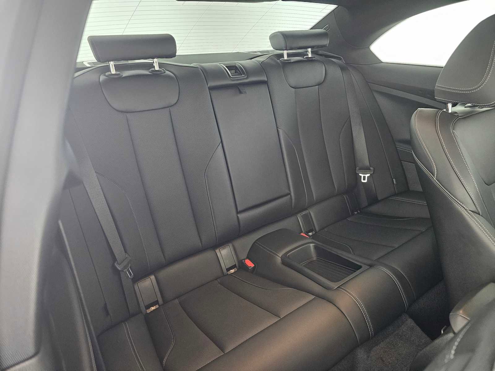 Used 2023 BMW 230i Coupe w/ M Sport Package RWD image 12