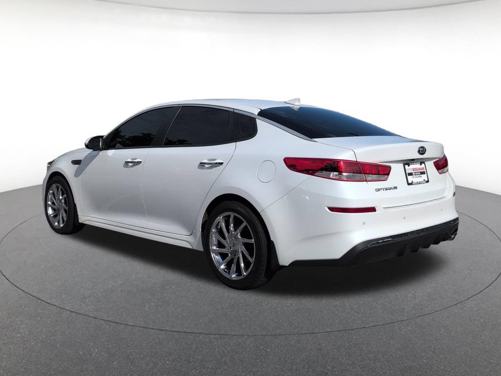 Used 2019 Kia Optima LX FWD image 3