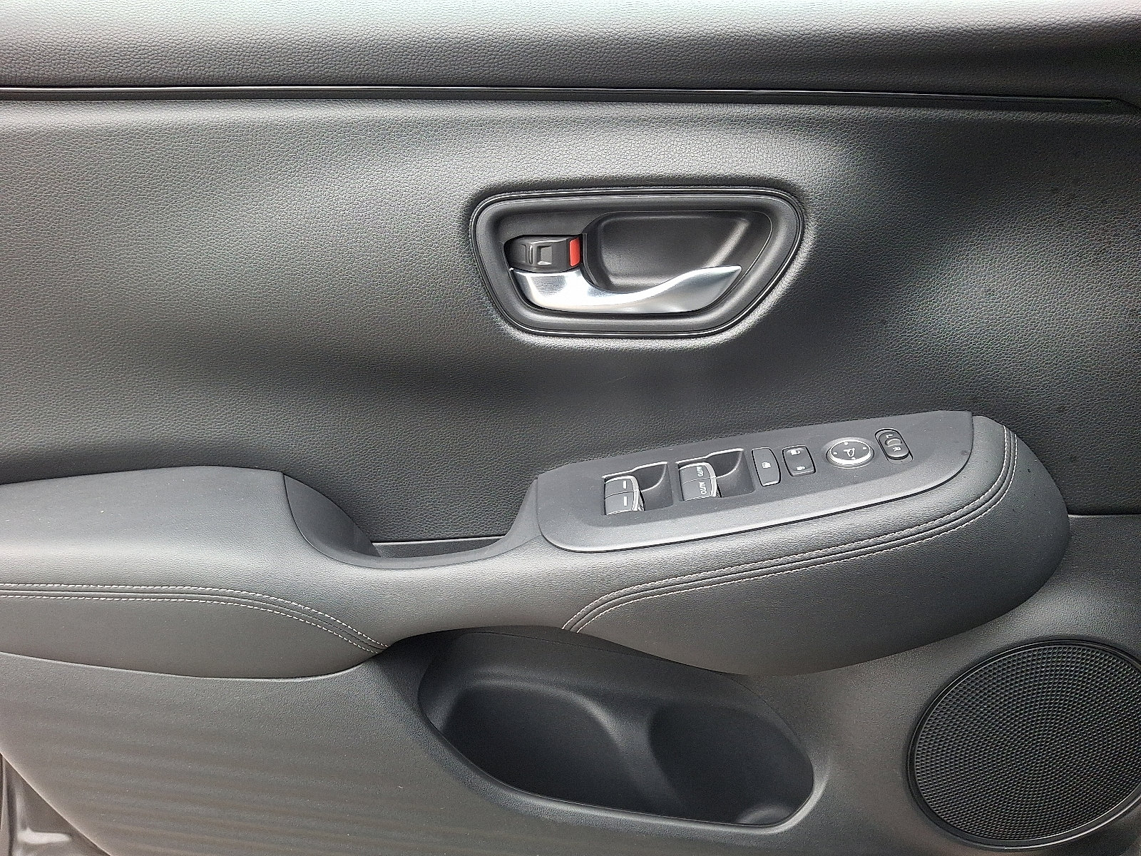 Certified 2024 Honda HR-V EX-L image 15