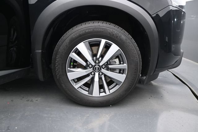 Used 2025 Nissan Pathfinder SL AWD/4WD image 19