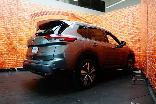 Certified 2024 Nissan Rogue SL w/ SL Premium Package AWD/4WD image 7