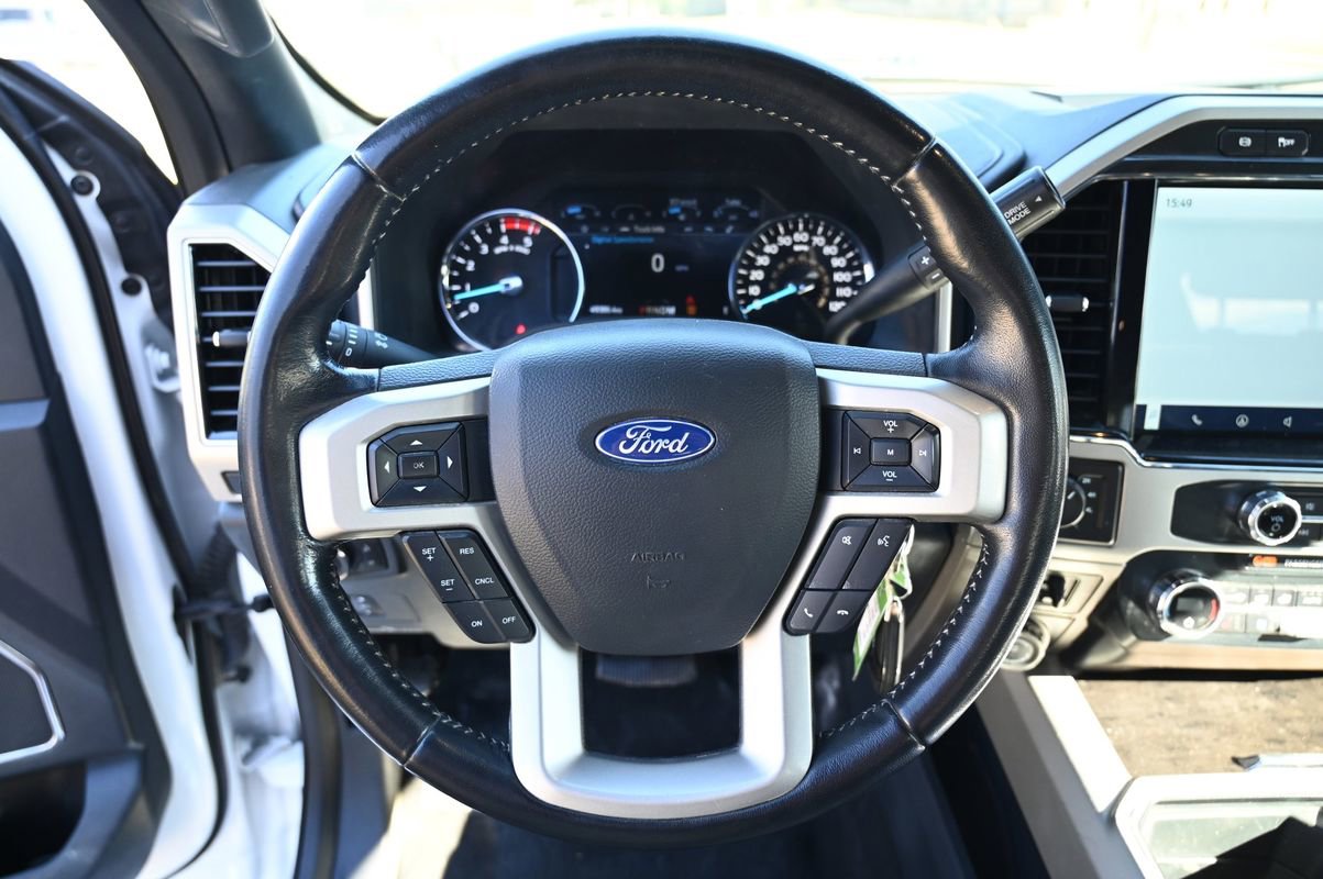 Used 2022 Ford F350 Lariat w/ Chrome Package image 24