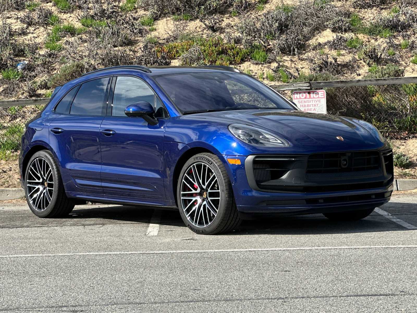 Used 2025 Porsche Macan GTS image 10