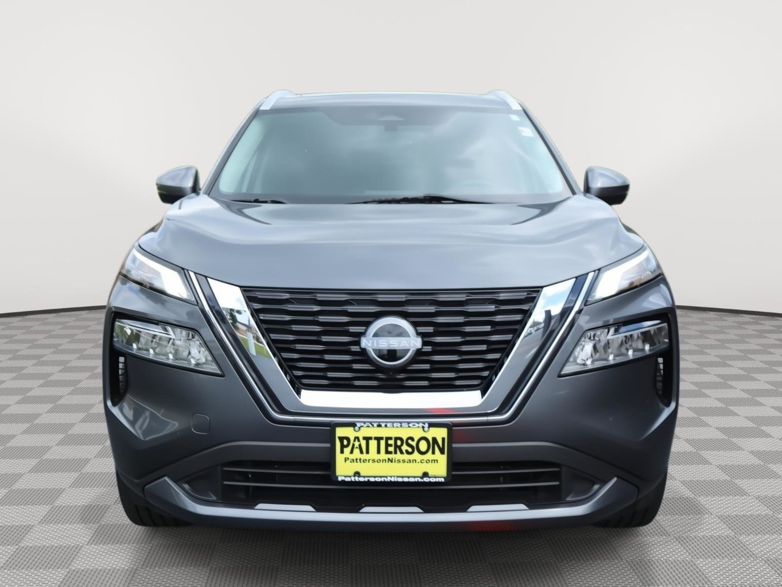 Used 2023 Nissan Rogue SL image 3