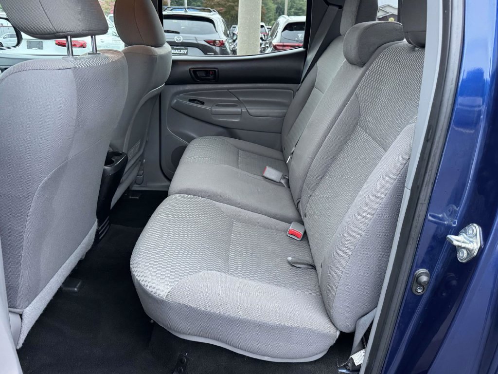 Used 2014 Toyota Tacoma 4x4 Double Cab w/ SR5 Package image 17