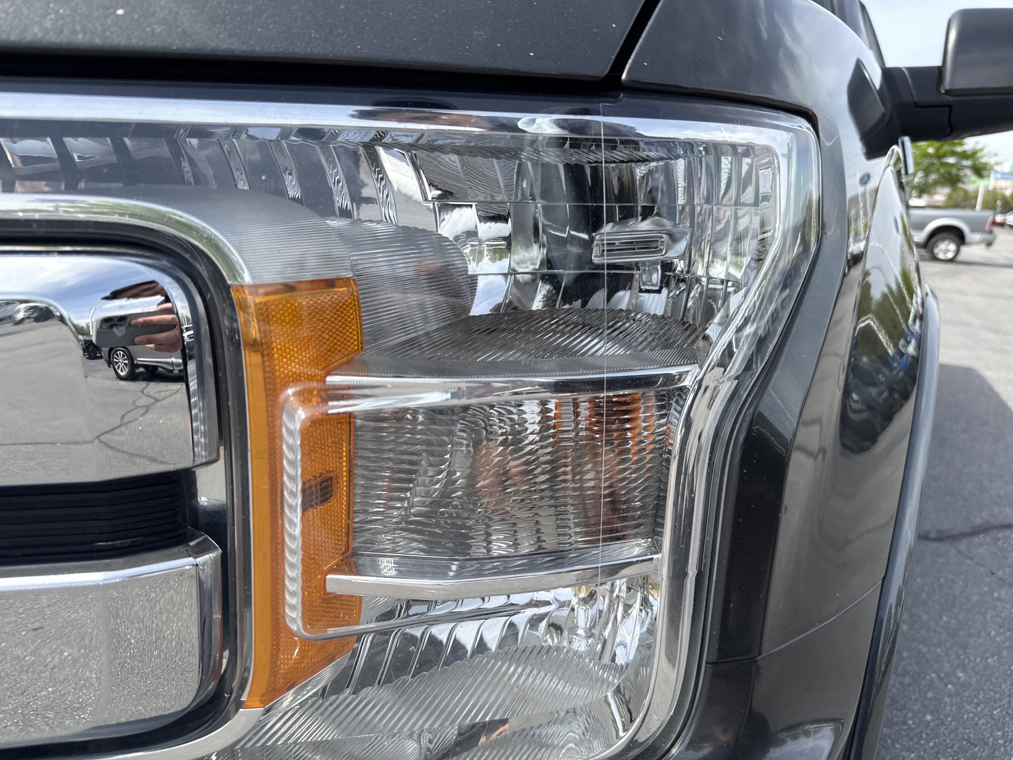 Used 2020 Ford F150 Lariat w/ Equipment Group 501A Mid image 11