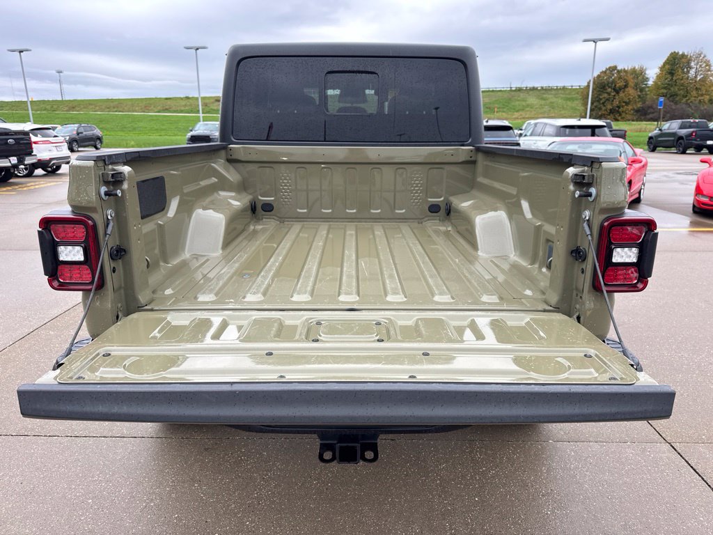 Certified 2026 Jeep Gladiator Rubicon AWD/4WD image 29