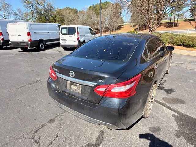 Used 2017 Nissan Altima 2.5 SV image 10