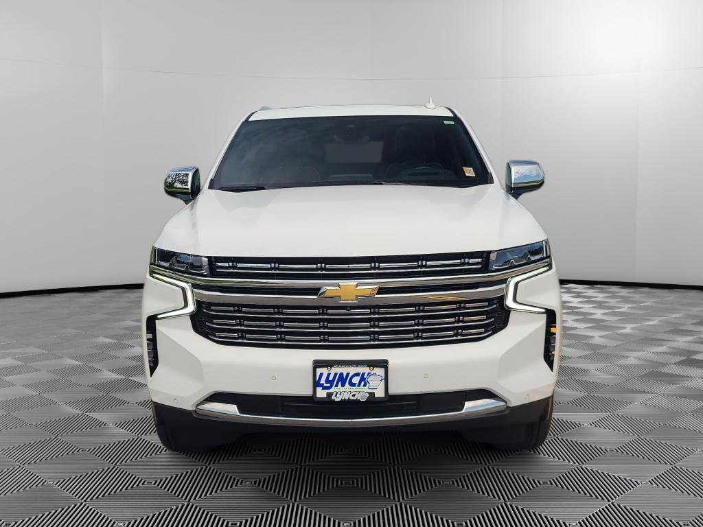 Used 2024 Chevrolet Suburban Premier AWD/4WD image 7