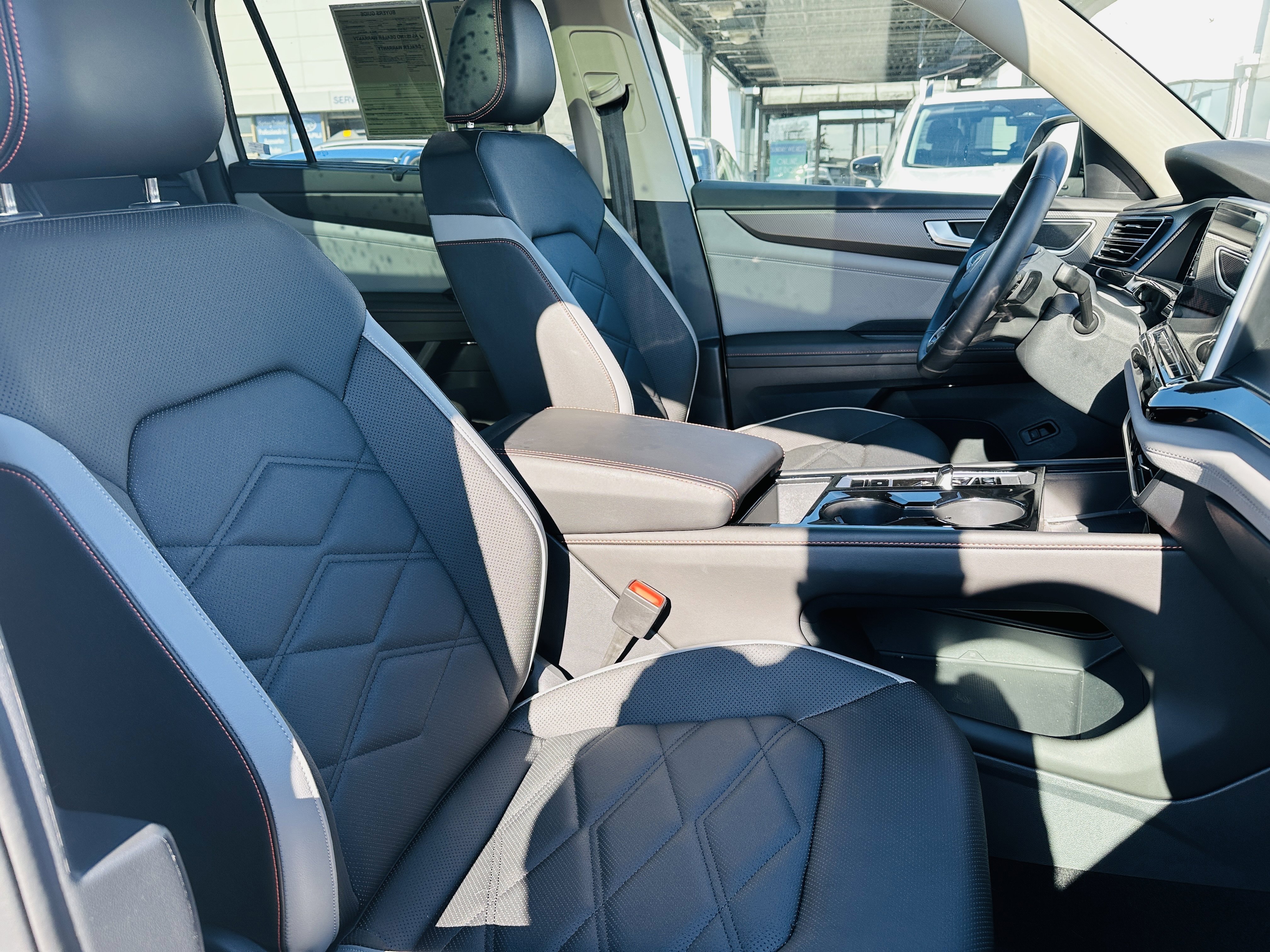 Used 2024 Volkswagen Atlas Peak Edition SEL image 25