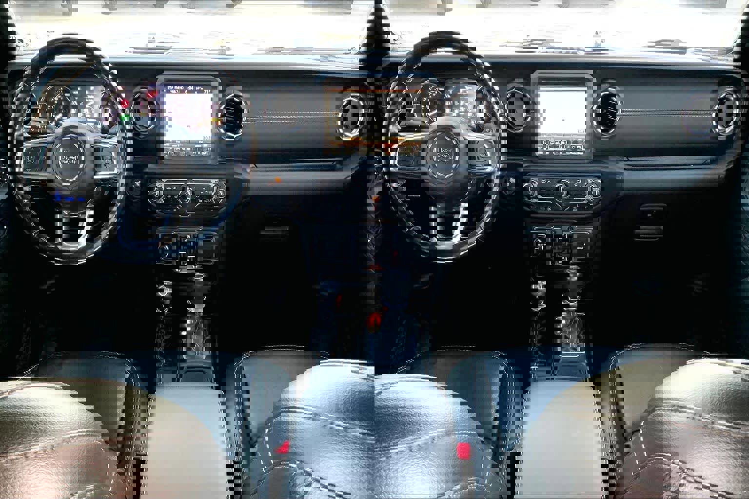 Used 2022 Jeep Wrangler Unlimited Sahara w/ Cold Weather Group image 33