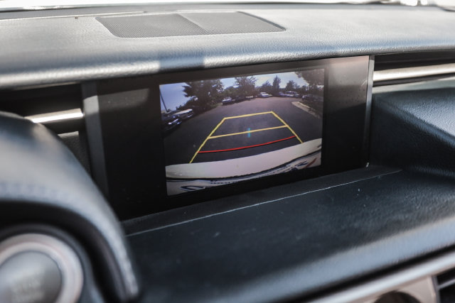 Used 2016 Lexus IS 200t RWD image 35