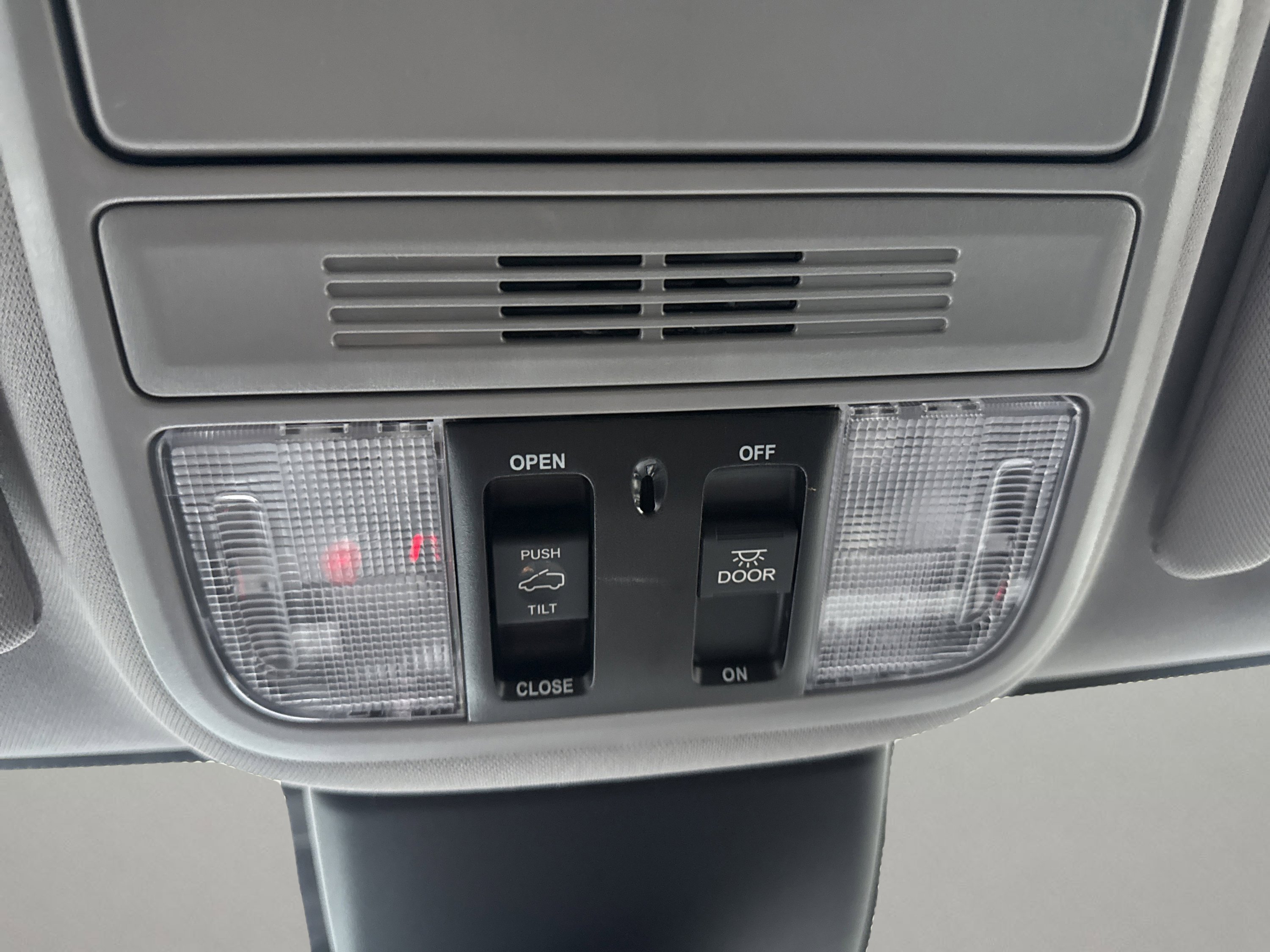 Used 2023 Honda Odyssey EX-L image 30