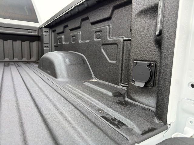 New 2026 Chevrolet Silverado 2500 LT image 32