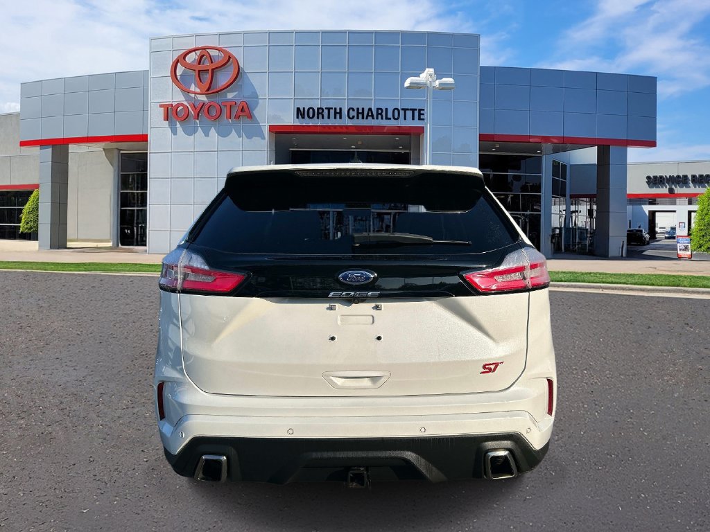 Used 2022 Ford Edge ST w/ Equipment Group 401A AWD/4WD image 6