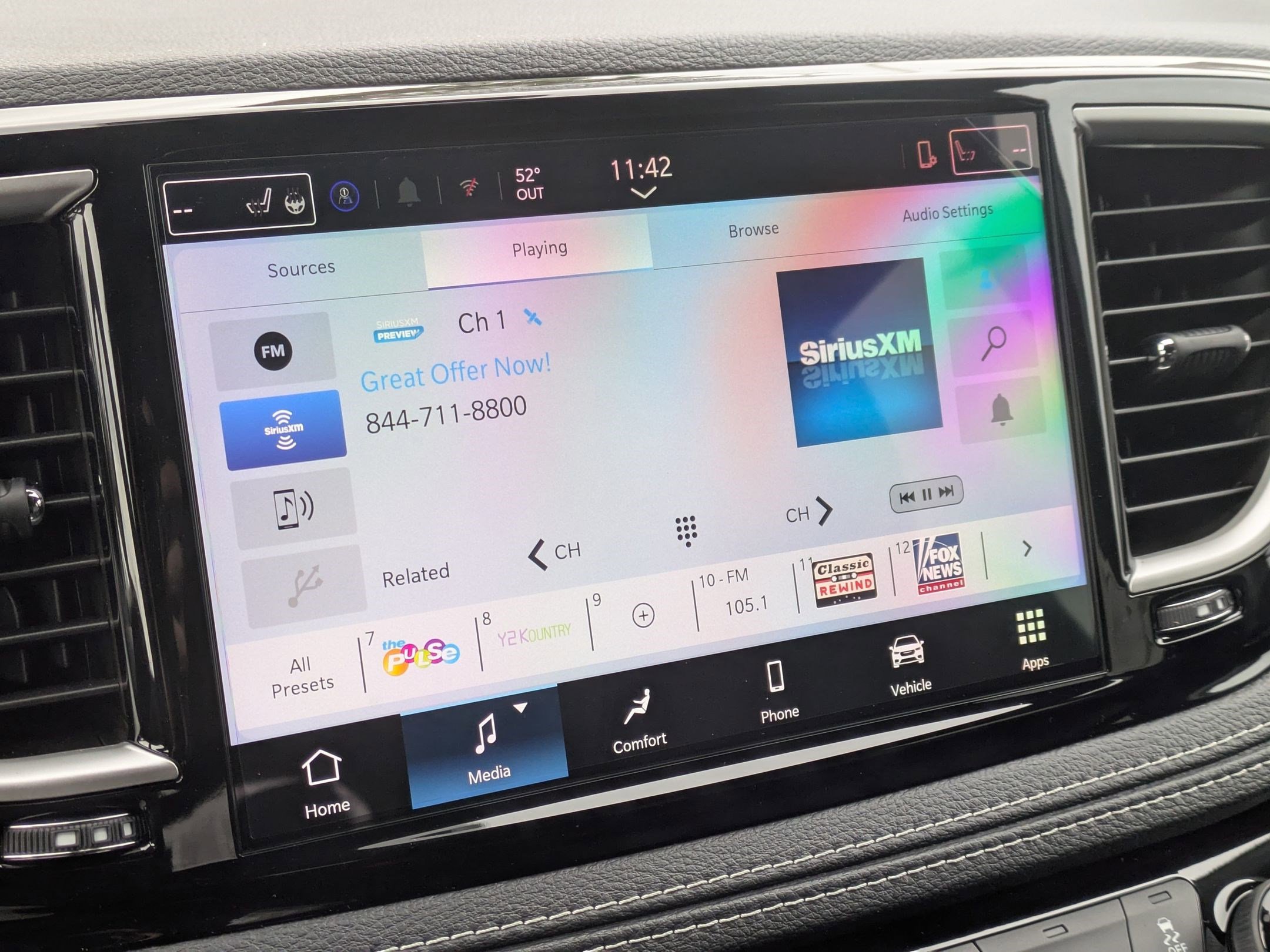 New 2026 Chrysler Pacifica Select image 11