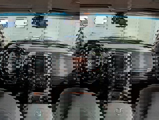 Used 2017 RAM 3500 Big Horn image 30