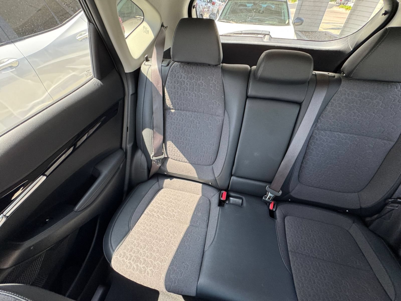 Used 2025 Kia Seltos S FWD image 40
