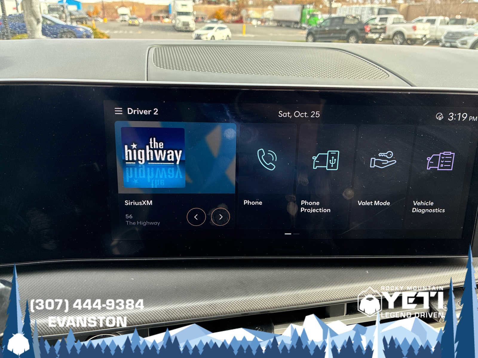 Used 2025 Hyundai Santa Fe SEL image 14