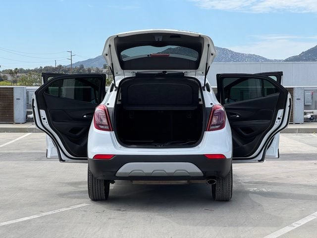 Used 2020 Buick Encore Preferred FWD image 27