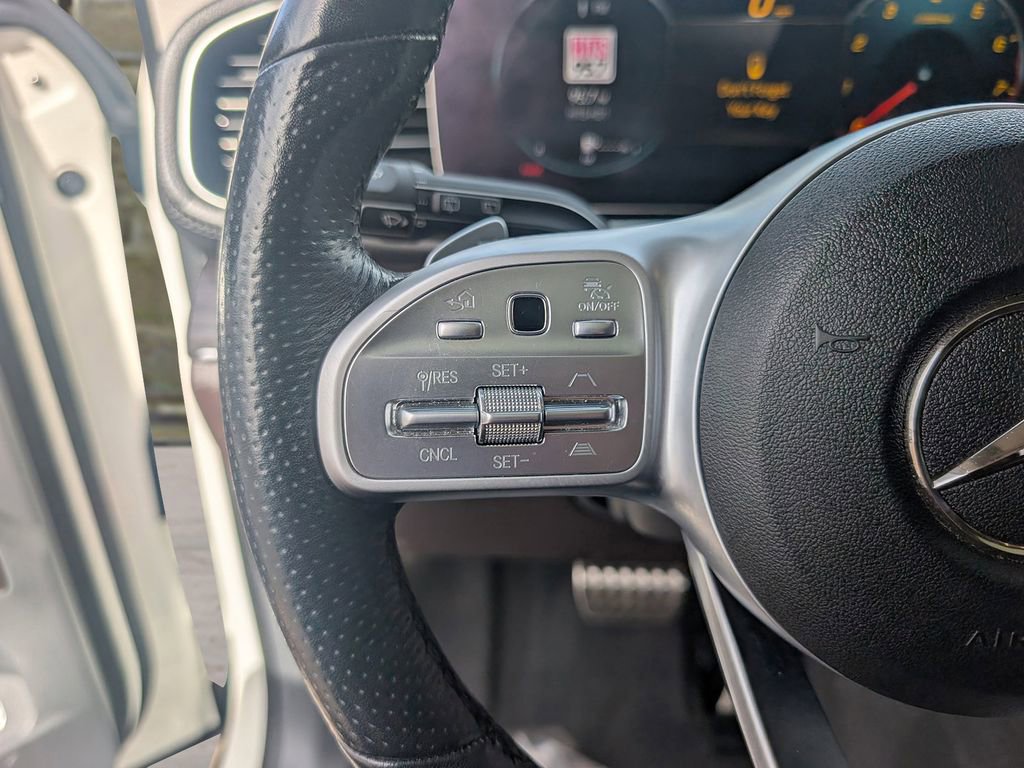 Used 2020 Mercedes-Benz GLS 580 4MATIC image 23