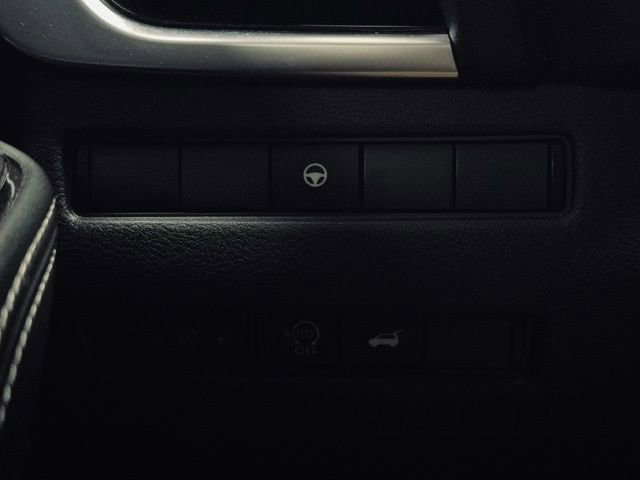 Used 2023 Nissan Rogue SL w/ SL Premium Package image 31