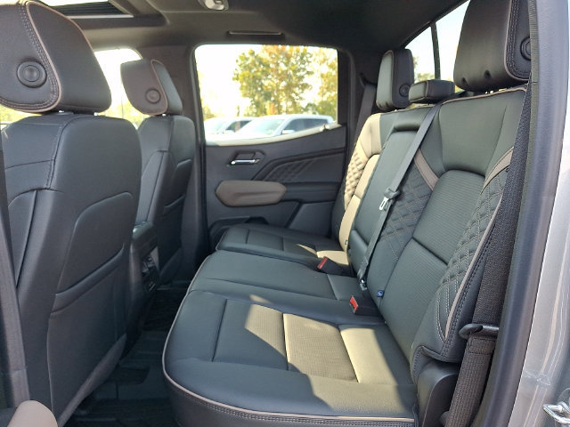 New 2026 GMC Canyon Denali AWD/4WD image 9