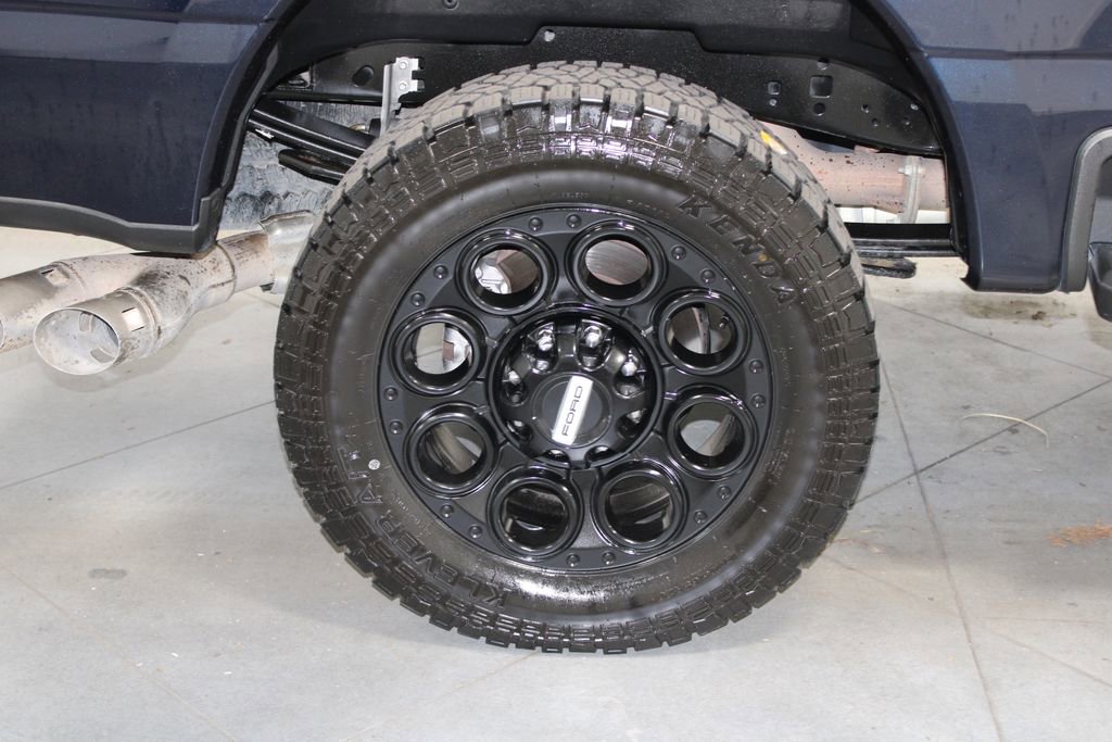 Used 2024 Ford F250 Lariat w/ Lariat Ultimate Package image 17