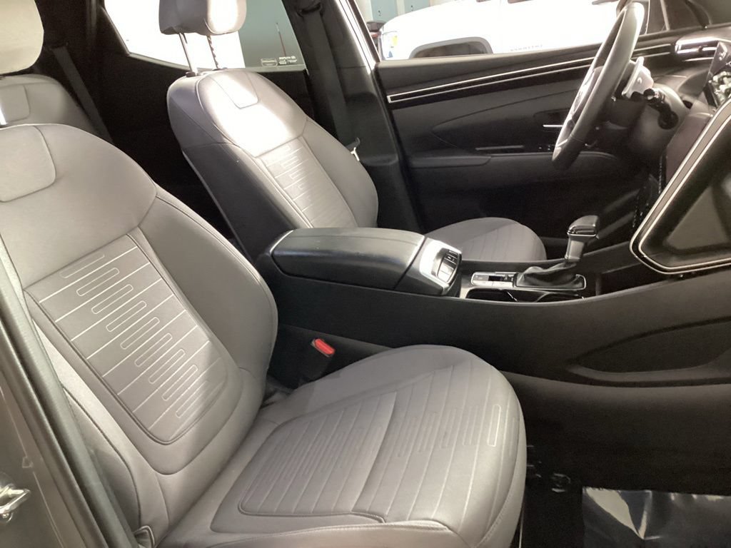 Used 2023 Hyundai Santa Cruz SEL Premium AWD/4WD image 20