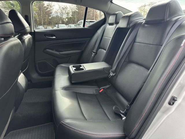 Used 2023 Nissan Altima 2.5 SR w/ SR Premium Package image 16