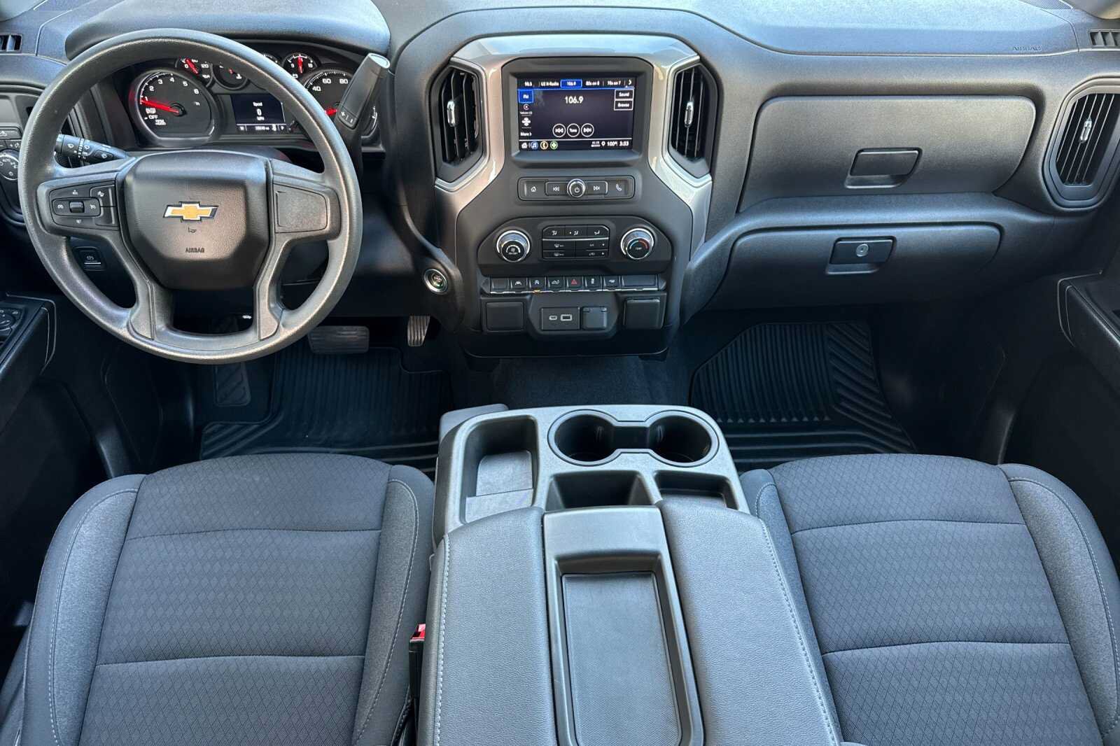 Used 2022 Chevrolet Silverado 1500 Custom RWD image 10