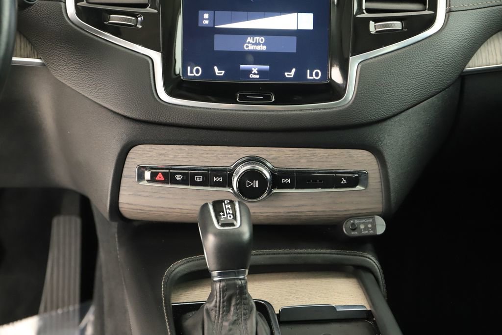 Used 2022 Volvo XC90 T6 Inscription w/ Advanced Package image 21