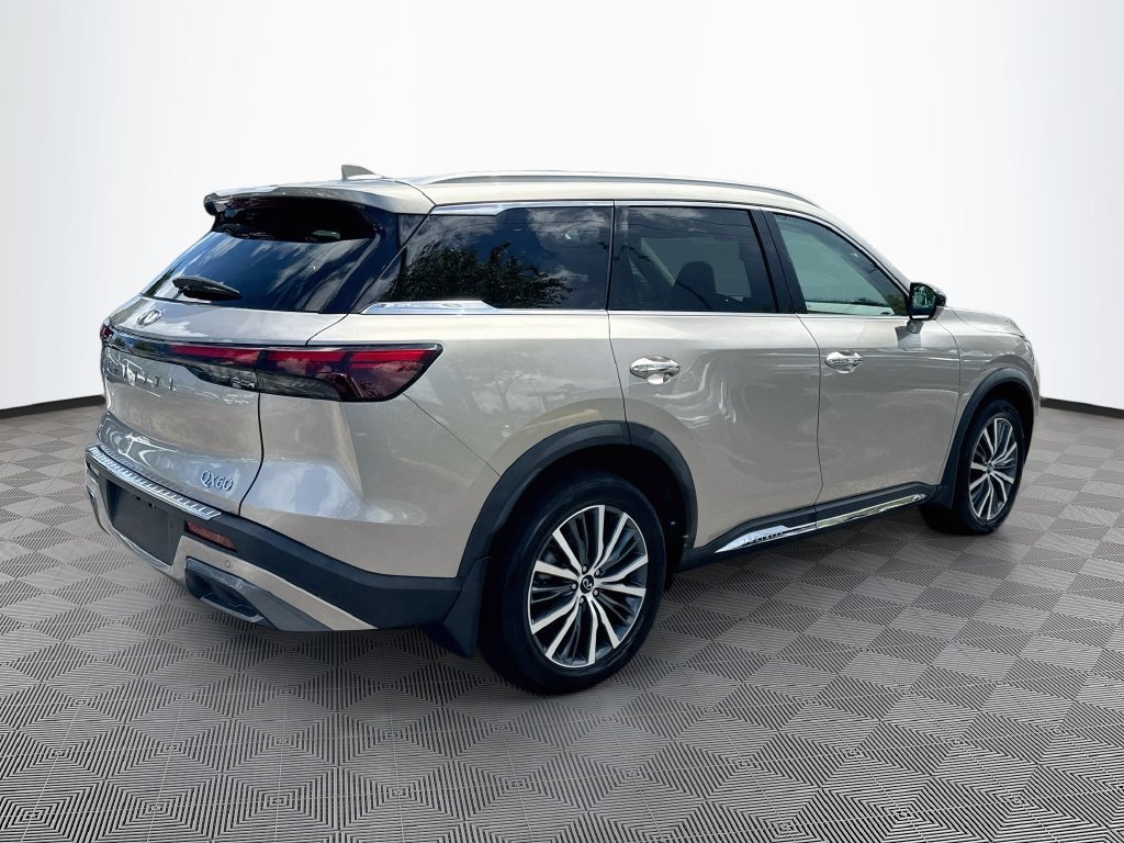 Certified 2023 INFINITI QX60 Sensory w/ Vision Package AWD/4WD image 6