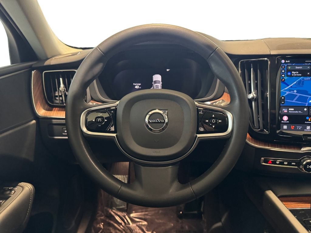 Certified 2023 Volvo XC60 B5 Plus w/ Climate Package image 13
