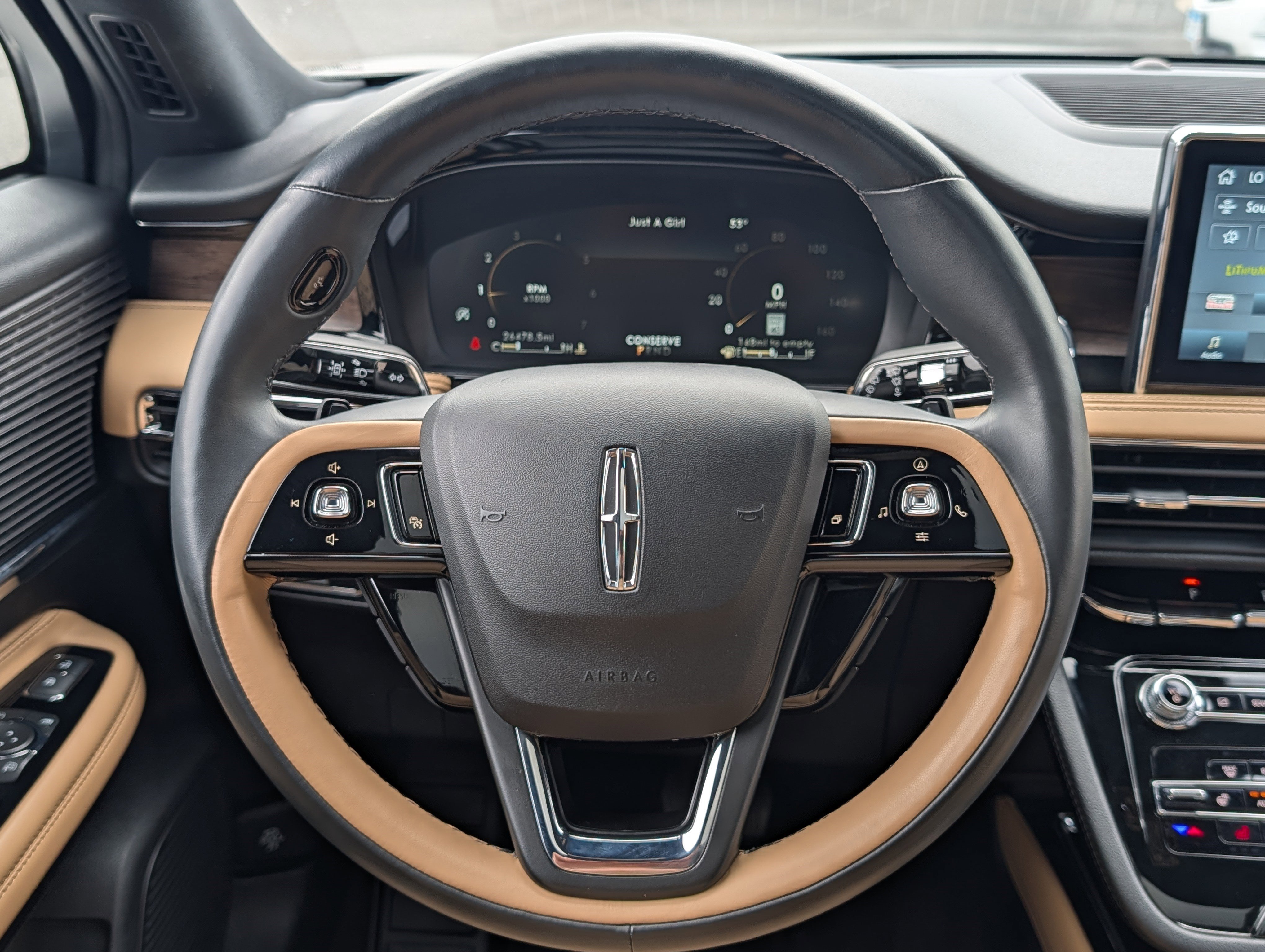 Used 2022 Lincoln Corsair Reserve w/ Equipment Group 201A image 19