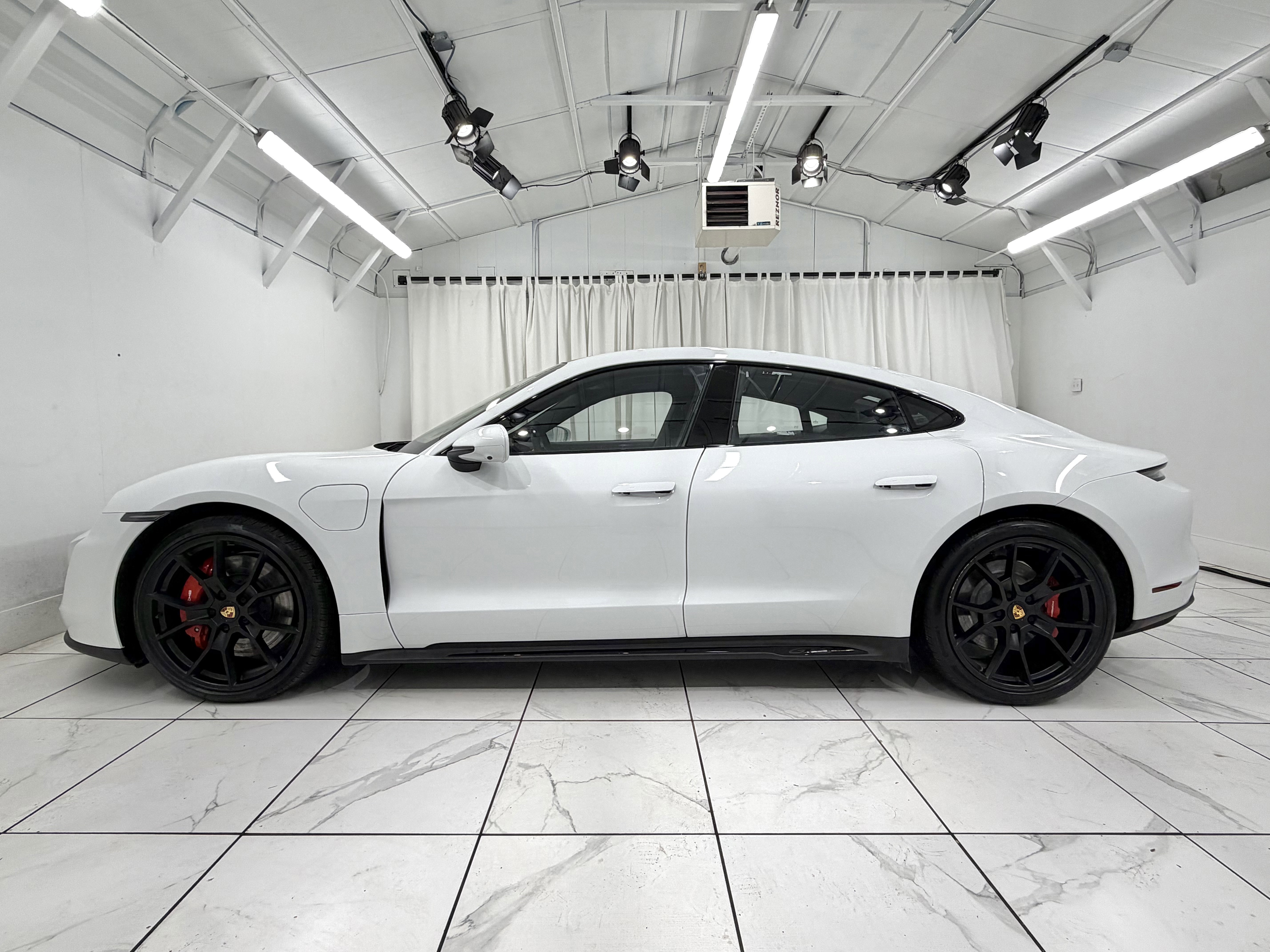 Certified 2024 Porsche Taycan GTS image 15