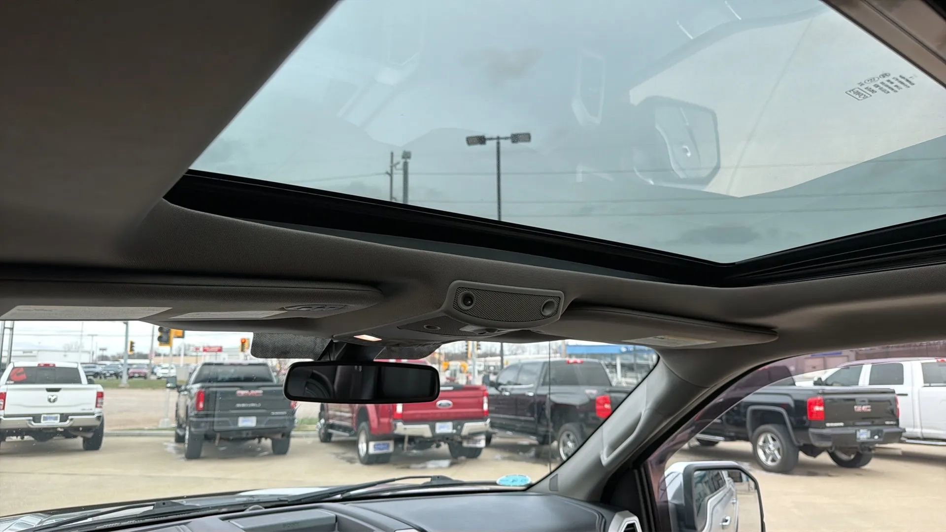 Used 2017 Ford F150 Lariat w/ Equipment Group 502A Luxury image 64