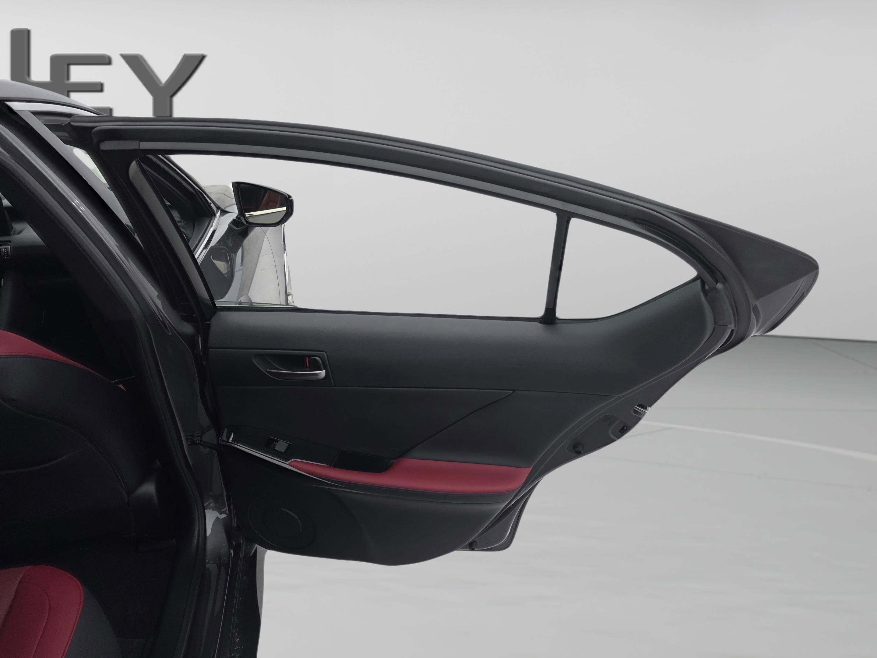 Certified 2021 Lexus IS 300 w/ Comfort Package image 22