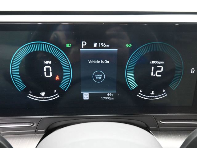 Used 2024 Hyundai Kona SEL image 15