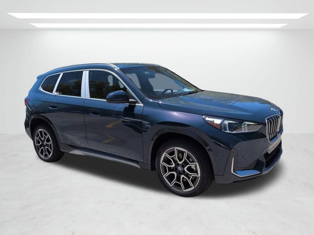 New 2026 BMW X1 xDrive28i w/ Technology Package AWD/4WD image 2