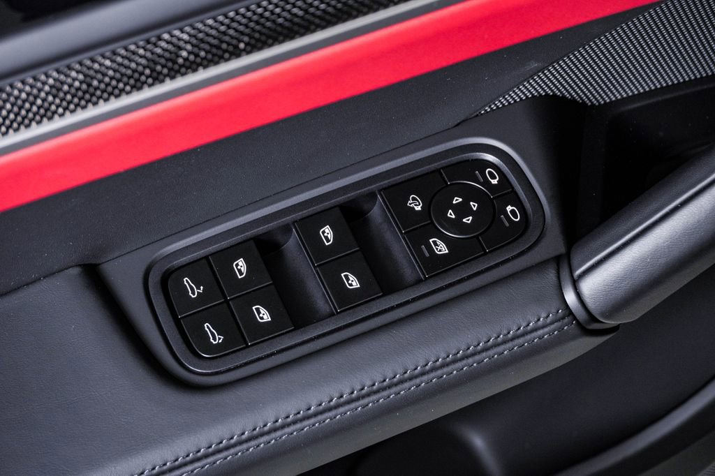 New 2026 Porsche Cayenne Coupe AWD/4WD image 26