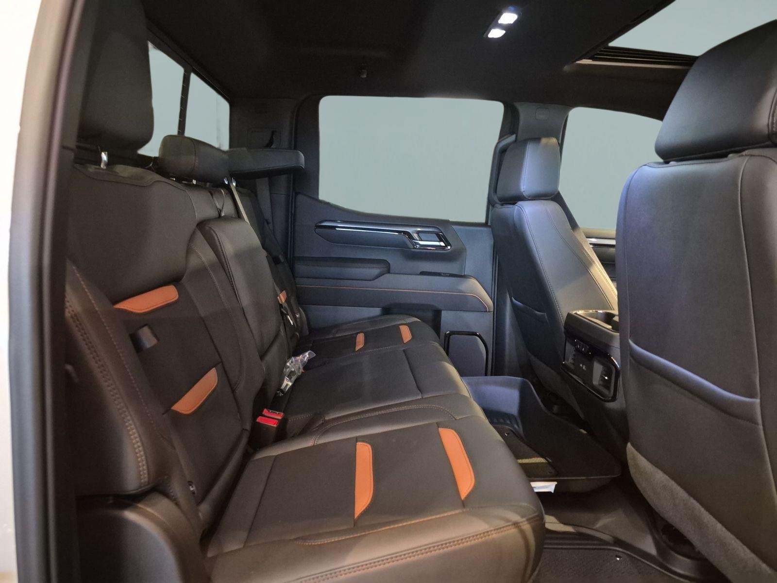 New 2026 GMC Sierra 1500 AT4 w/ AT4 Premium Package AWD/4WD image 21